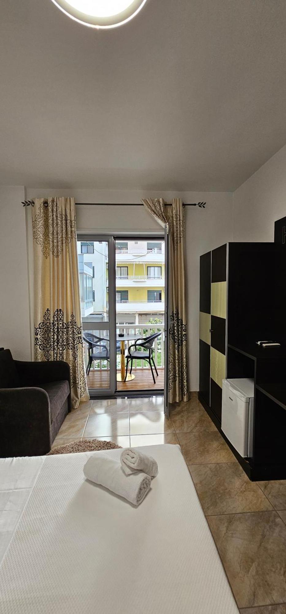 Hotel Pirro Vlorë Zimmer foto